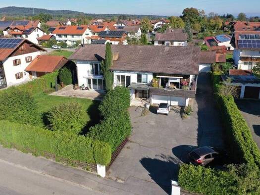 Villa zum Kauf 1.950.000 € 9 Zimmer 307 m² 1.640 m² Grundstück frei ab sofort Raisting 82399