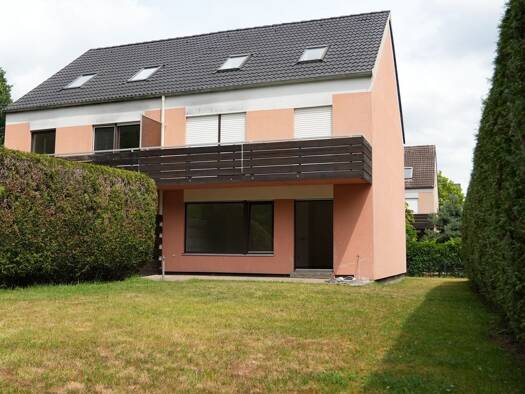 Doppelhaushälfte zur Miete 2.095 € 5 Zimmer 140 m² 400 m² Grundstück frei ab sofort Pillenreuth Nürnberg 90455