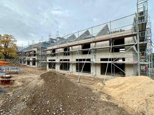 Reihenendhaus zum Kauf - Erstbezug provisionsfrei 419.990 € 5 Zimmer 145 m² 211,3 m² Grundstück Am Dorfplatz 23 Burghausen-Rückmarsdorf Leipzig 04178