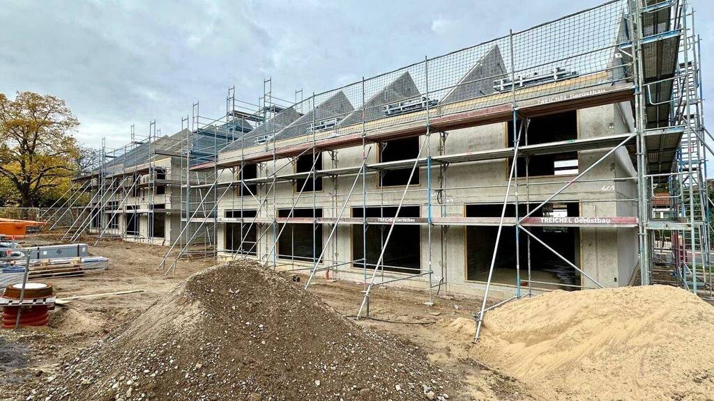 Reihenendhaus zum Kauf - Erstbezug provisionsfrei 419.990 € 5 Zimmer 145 m² 211,3 m² Grundstück Am Dorfplatz 23 Burghausen-Rückmarsdorf Leipzig 04178