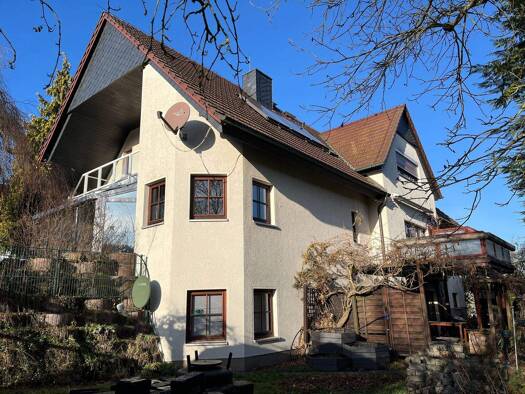 Einfamilienhaus zum Kauf 365.000 € 9 Zimmer 304 m² 1.360 m² Grundstück frei ab sofort Gartenstraße 13 Lawitz 15898
