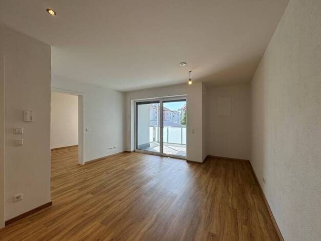 Wohnung zum Kauf - Erstbezug provisionsfrei 365.000 € 2 Zimmer 47,5 m² 1. Geschoss frei ab sofort Traunstein Traunstein 83278