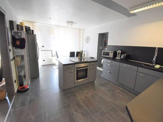 Mehrfamilienhaus zum Kauf als Kapitalanlage geeignet 769.000 € 13 Zimmer 327 m² 494 m² Grundstück Metzkausen Mettmann 40822