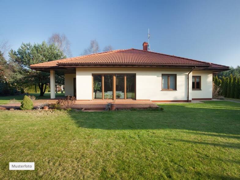 Haus zur Zwangsversteigerung provisionsfrei 245.000 € 113 m² 734 m² Grundstück Lambrecht 67466