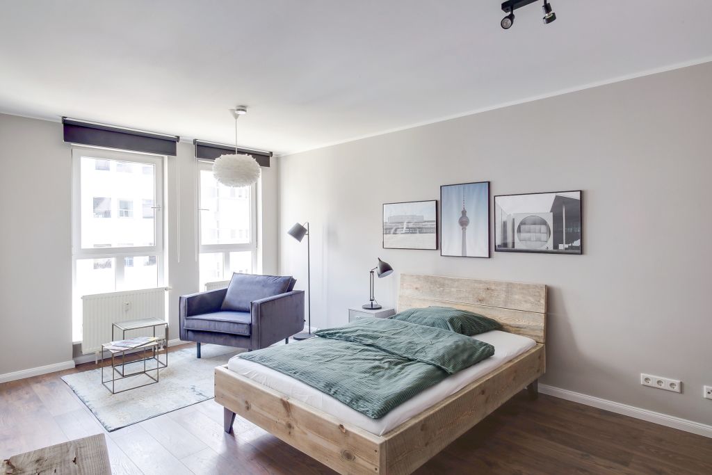 Wohnung zur Miete Wohnen auf Zeit 1.590 € 1 Zimmer 32 m²<br/>Wohnfläche 01.03.2025<br/>Verfügbarkeit Alte Jakobstrasse Kreuzberg Berlin 10179