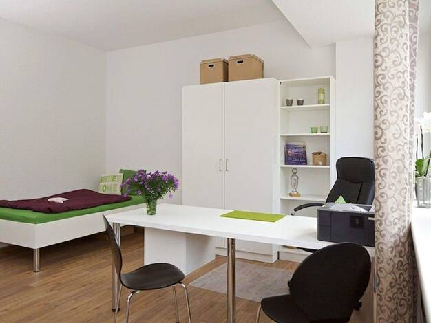 WG-Zimmer zur Miete Wohnen auf Zeit 450 € 13 m² 1. Geschoss frei ab sofort Franklinstraße 20 Südvorstadt-Ost Dresden 01069