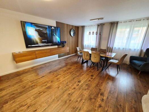 Wohnung zum Kauf 309.000 € 4 Zimmer 101 m² EG Glockenhof Weiterer Innenstadtgürtel Süd 90478