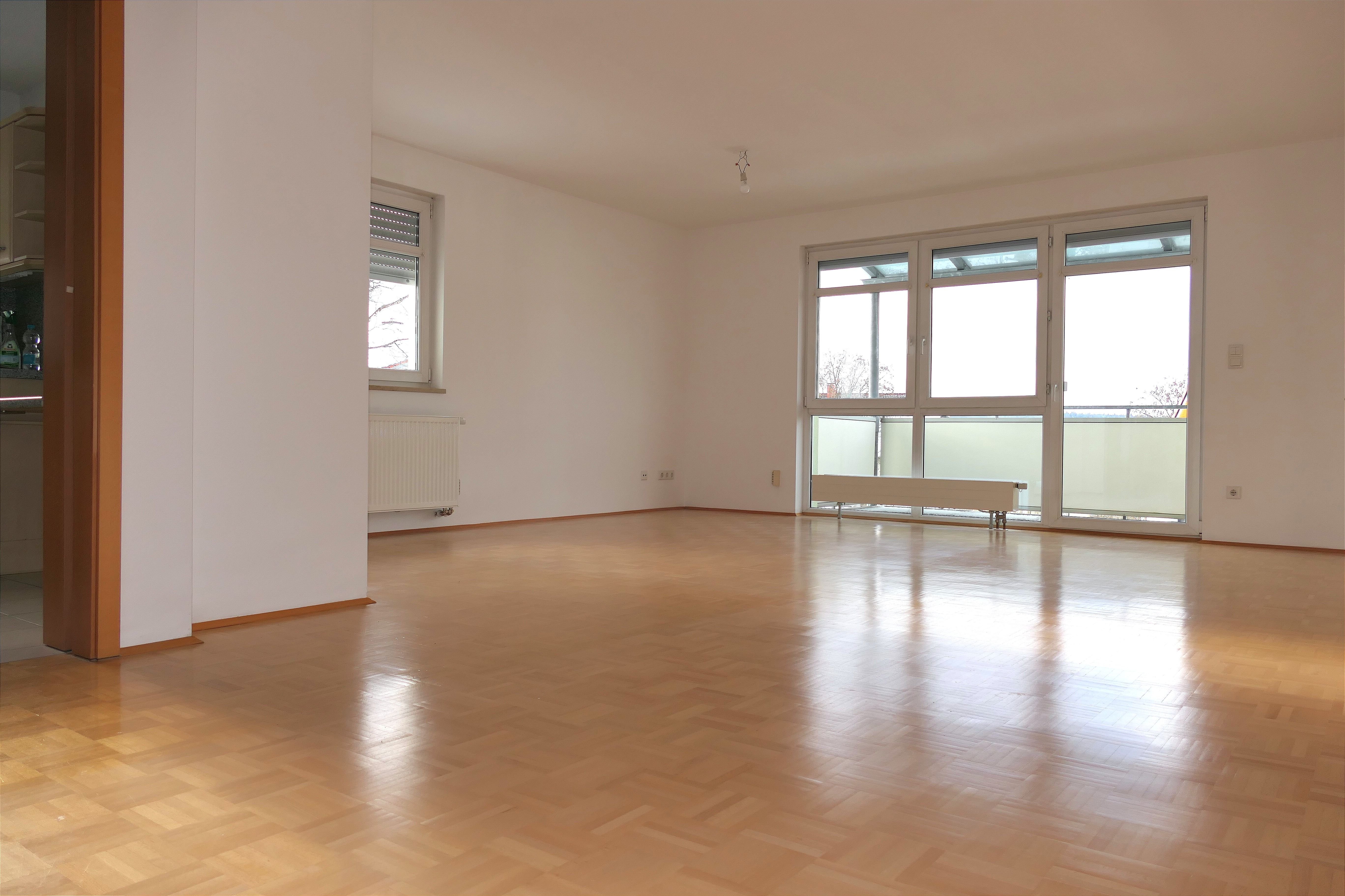 Wohnung zur Miete 890 € 3 Zimmer 90 m²<br/>Wohnfläche 1.<br/>Geschoss Erich-Enzmann-Str. Sulzbach-Rosenberg Sulzbach-Rosenberg 92237