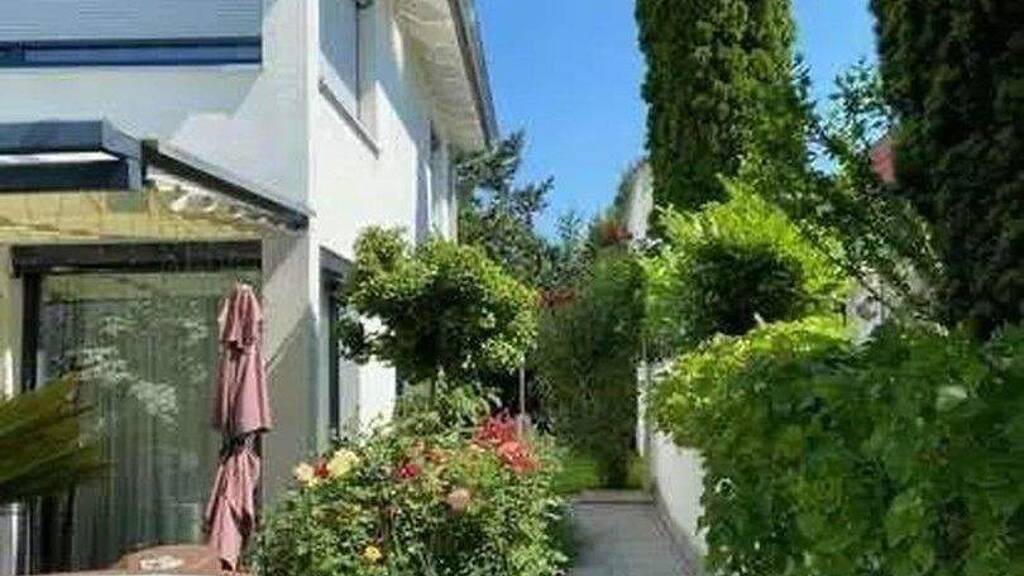 Doppelhaushälfte zum Kauf provisionsfrei 1.497.000 € 6 Zimmer 191 m² 316 m² Grundstück Bahnhofstraße 4b Planegg 82152