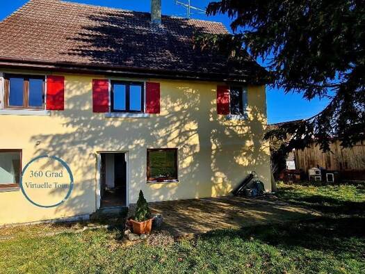 Haus zum Kauf 149.000 € 10 Zimmer 139 m² 1.237 m² Grundstück Kreuztaler Straße 33 Binzwangen Ertingen 88521