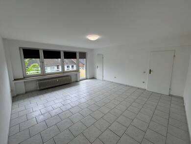 Wohnung zur Miete 595 € 1 Zimmer 42 m² Geschoss 2/2 frei ab sofort Rath Düsseldorf 40472