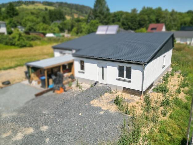 Doppelhaushälfte zum Kauf 128.000 € 3 Zimmer 85 m² 500 m² Grundstück Mengersgereuth-Hämmern Frankenblick 96529