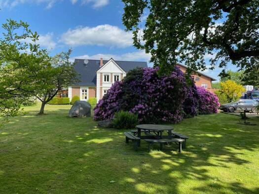 Wohnung zur Miete 1.195 € 4 Zimmer 89 m² 1. Geschoss frei ab 01.04.2026 Unterglinde Appen 25482