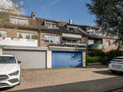 Mehrfamilienhaus zum Kauf als Kapitalanlage geeignet 10 Zimmer 286 m² 285 m² Grundstück Kaarst-Nord Kaarst 41564