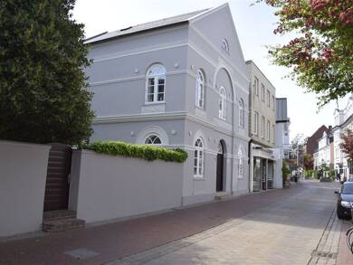 Villa zum Kauf 900.000 € 10 Zimmer 280 m² 1.311 m² Grundstück Schillerstr. 17 Cuxhaven Cuxhaven 27472