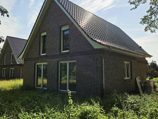 Einfamilienhaus zur Miete 1.190 € 5 Zimmer 140 m² 700 m² Grundstück frei ab sofort Flachsmeer Westoverledingen 26810