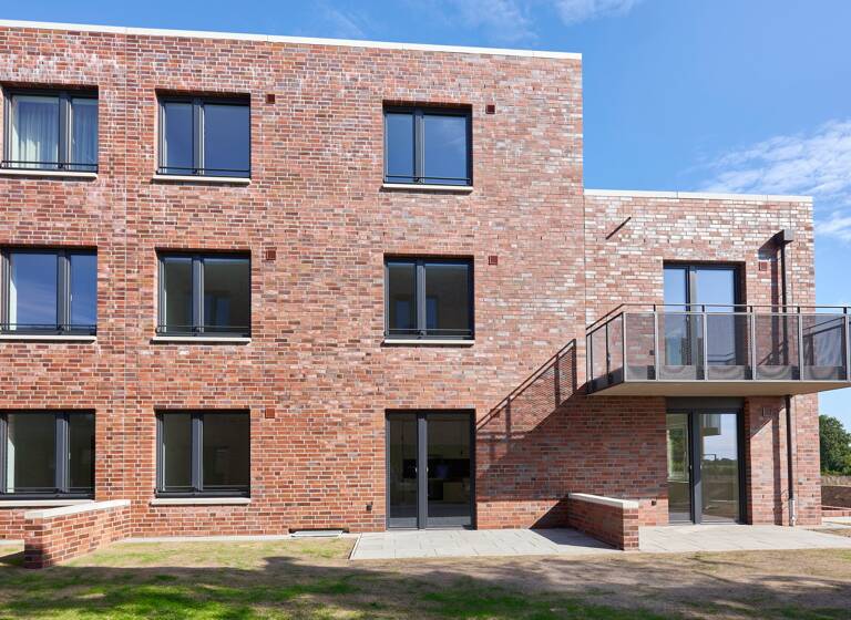 Wohnung zur Miete 1.100 € 3 Zimmer 82,8 m²<br/>Wohnfläche 1.<br/>Geschoss ab sofort<br/>Verfügbarkeit Burgfeldstraße 51 A // A09 Bad Segeberg 23795