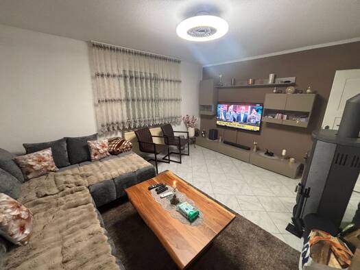 Wohnung zur Miete 1.000 € 2 Zimmer 55 m² Geschoss 1/1 frei ab 01.02.2026 Singen Singen (Hohentwiel) 78224