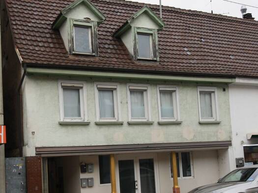 Mehrfamilienhaus zum Kauf provisionsfrei 399.000 € 12 Zimmer 186 m² 224 m² Grundstück frei ab sofort Nürtingen Nürtingen 72622