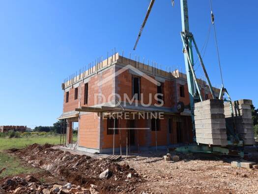 Einfamilienhaus zum Kauf 290.000 € 3 Zimmer Vodice 22211