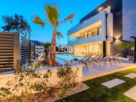 Haus zum Kauf 1.950.000 € 4 Zimmer 412 m² Privlaka Privlaka