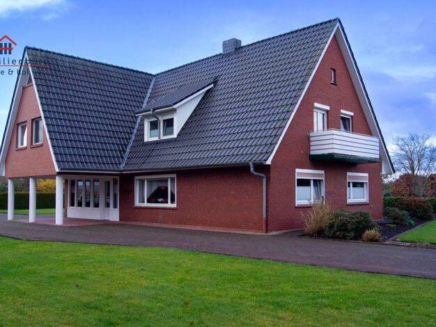 Mehrfamilienhaus zum Kauf 360.000 € 210 m² 1.277 m² Grundstück Friesoythe 26169