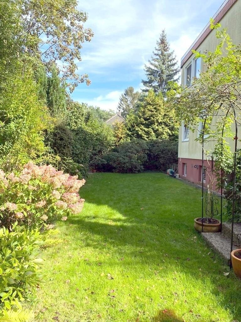 Doppelhaushälfte zum Kauf 429.000 € 4 Zimmer 128,5 m²<br/>Wohnfläche 349 m²<br/>Grundstück ab sofort<br/>Verfügbarkeit Rauentaler Str. Frohnau Berlin 13465