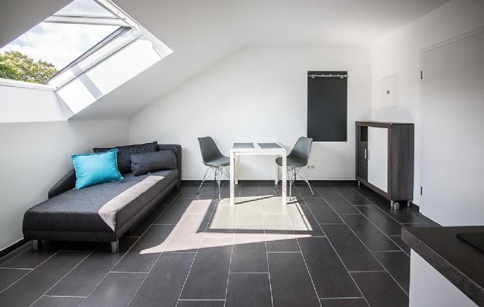 Studio zur Miete Wohnen auf Zeit 1.090 € 1,5 Zimmer 20 m²<br/>Wohnfläche 01.12.2024<br/>Verfügbarkeit Möwenweg Hofen Stuttgart 70378