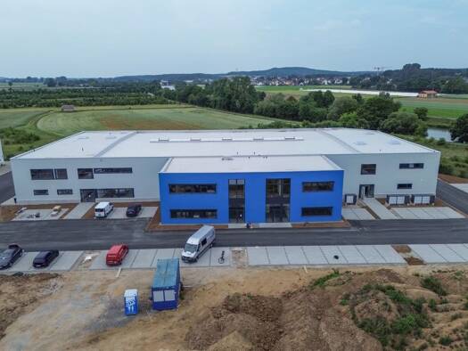 Produktionshalle zur Miete - Erstbezug 1.070 m² Lagerfläche Kersbach Forchheim 91301