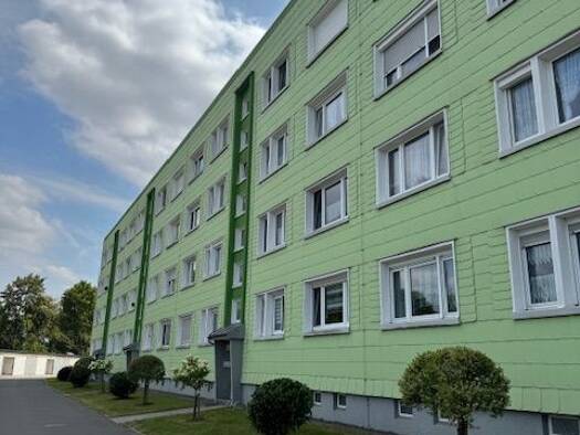 Wohnung zur Miete 370 € 4 Zimmer 71 m² EG frei ab sofort Tiergarten 18 Harra 07366