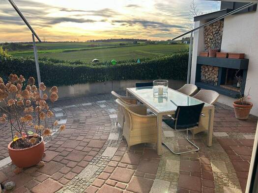 Einfamilienhaus zum Kauf 920.000 € 6,5 Zimmer 267 m² 833 m² Grundstück Oberjesingen Herrenberg 71083