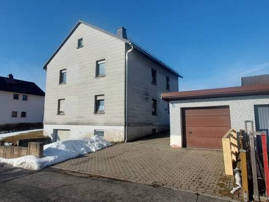 Einfamilienhaus zum Kauf 149.000 € 8 Zimmer 162 m² 733 m² Grundstück Reichenbach 96358