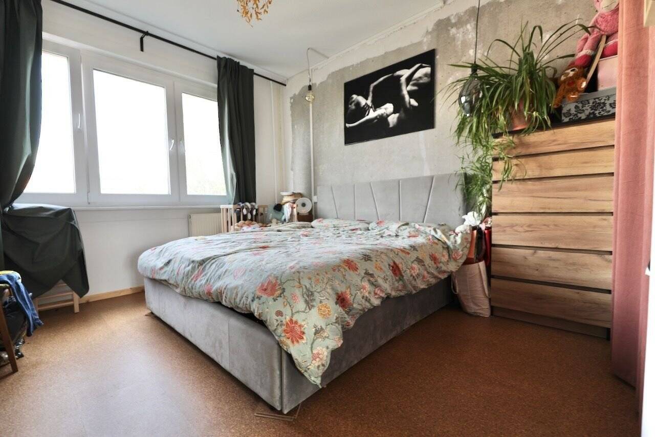 Property thumbnail 6