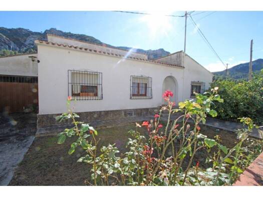 Chalet zum Kauf 370.000 € 3 Zimmer 286 m² 1.483 m² Grundstück Alcalalí 03759