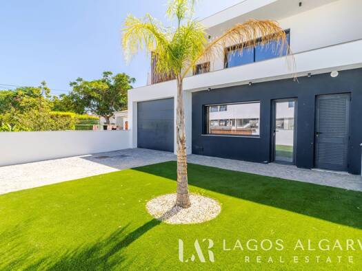 Haus zum Kauf 1.195.000 € 257 m² 290 m² Grundstück São Gonçalo de Lagos 8600