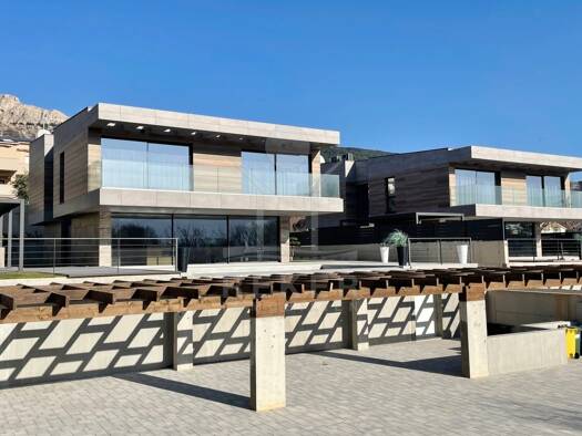 Villa zum Kauf 2.000.000 € 8 Zimmer 249,8 m² 630 m² Grundstück Baska