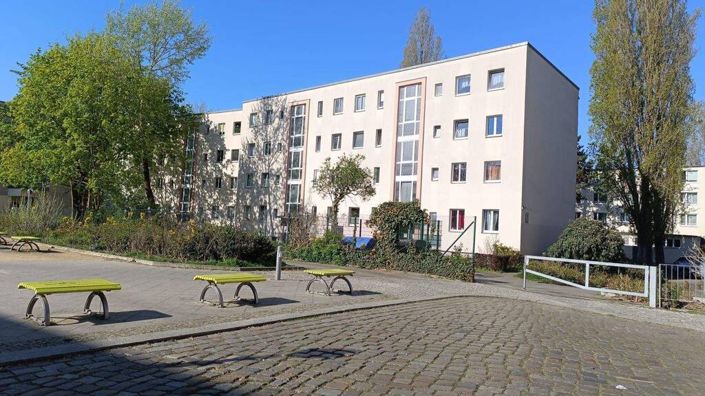 Wohnung zum Kauf 225.000 € 4 Zimmer 81,8 m² frei ab sofort Kaulsdorf Berlin 12621