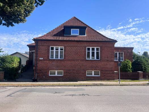 Einfamilienhaus zum Kauf als Kapitalanlage geeignet 248.000 € 4 Zimmer 250 m² 728 m² Grundstück Crivitz Crivitz 19089