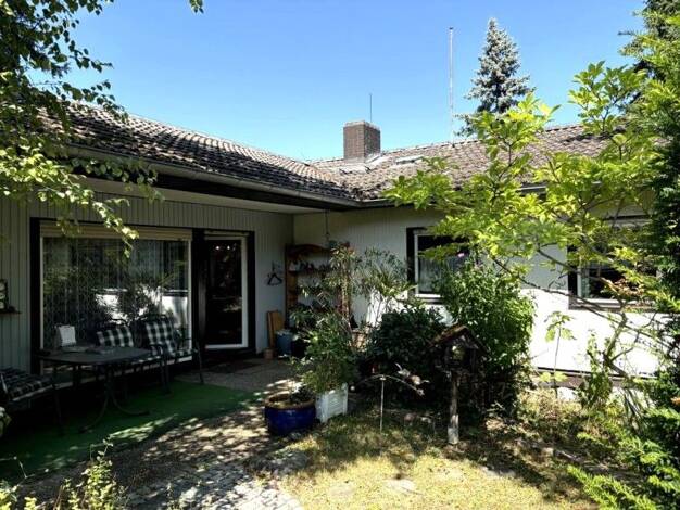 Einfamilienhaus zum Kauf 450.000 € 5,5 Zimmer 135,1 m² 641 m² Grundstück Müllheim Müllheim 79379