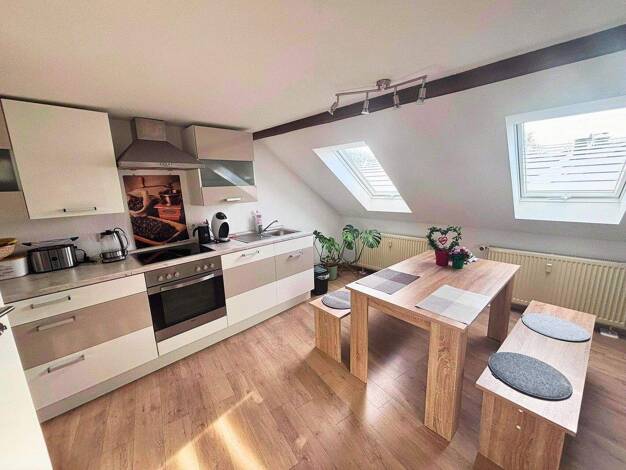 Wohnung zur Miete 560 € 4 Zimmer 132 m² 1. Geschoss frei ab 01.05.2026 Hoferstr. 7 Gefell 07926