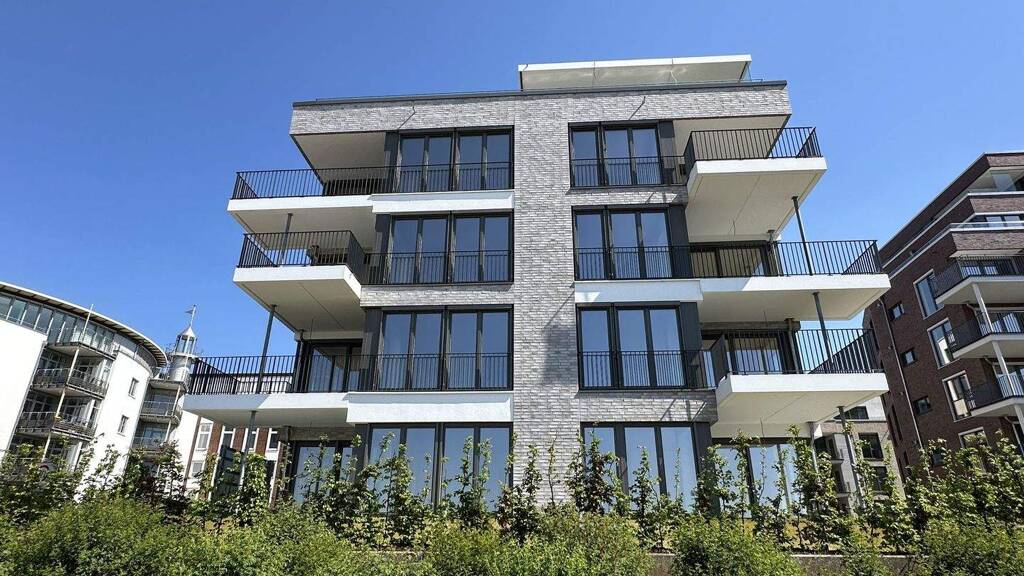 Wohnung zur Miete 3.225 € 4 Zimmer 139,6 m² 1. Geschoss frei ab 01.07.2026 Wedel 22880