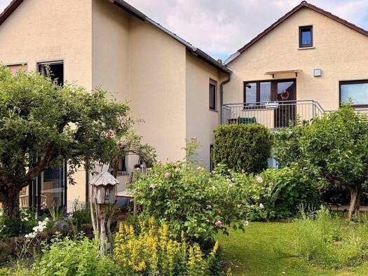 Mehrfamilienhaus zum Kauf 949.000 € 11 Zimmer 303 m² 623 m² Grundstück Köppern Friedrichsdorf 61381