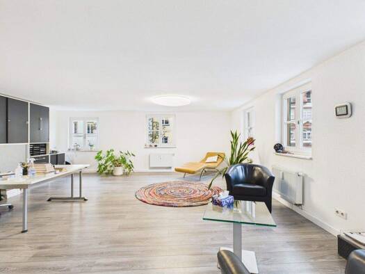 Mehrfamilienhaus zum Kauf 520.000 € 8 Zimmer 199 m² 155 m² Grundstück Rottweil 78628