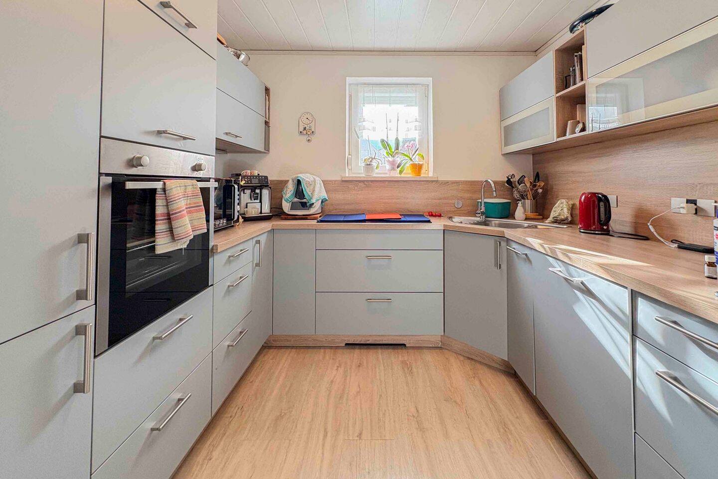 Immobilie in Mering - 3-Familienhaus in Mering: Gepflegt, vermietet & mit Ausbauchance durch Leerstand im DG - Bild 3