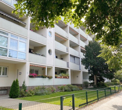 Wohnung zum Kauf 158.000 € 2 Zimmer 52,4 m²<br/>Wohnfläche 1.<br/>Geschoss Spandau Berlin 13585