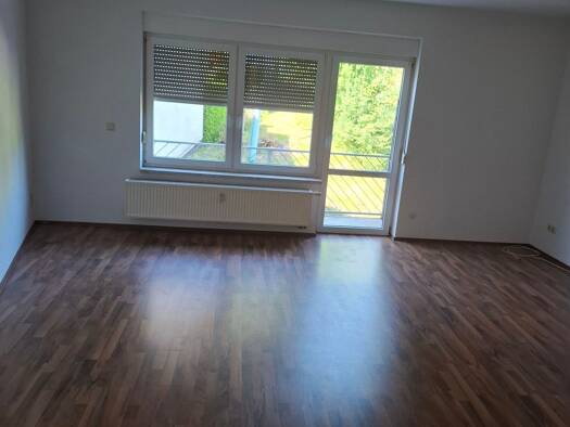 Wohnung zur Miete 290 € 2 Zimmer 60 m² Geschoss 2/3 frei ab sofort Hainstraße 2 Auerbach Auerbach 08209