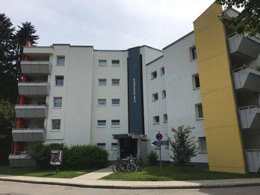 Wohnung zur Miete 1.101 € 2,5 Zimmer 66,8 m² 3. Geschoss frei ab 17.02.2026 Am Schloßpark 36 Gauting 82131