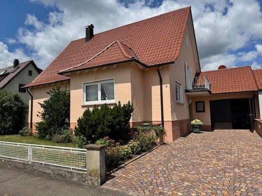 Einfamilienhaus zum Kauf 444.000 € 4,5 Zimmer 135 m² 656 m² Grundstück Trossingen 78647