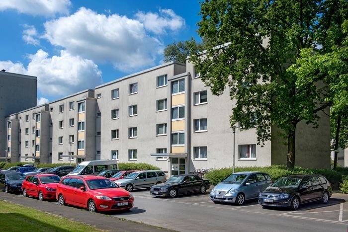 Wohnung zur Miete 889 € 4 Zimmer 90,8 m²<br/>Wohnfläche 3.<br/>Geschoss Wilhelm-Leuschner-Straße 9 Baumberg - Mitte Monheim 40789