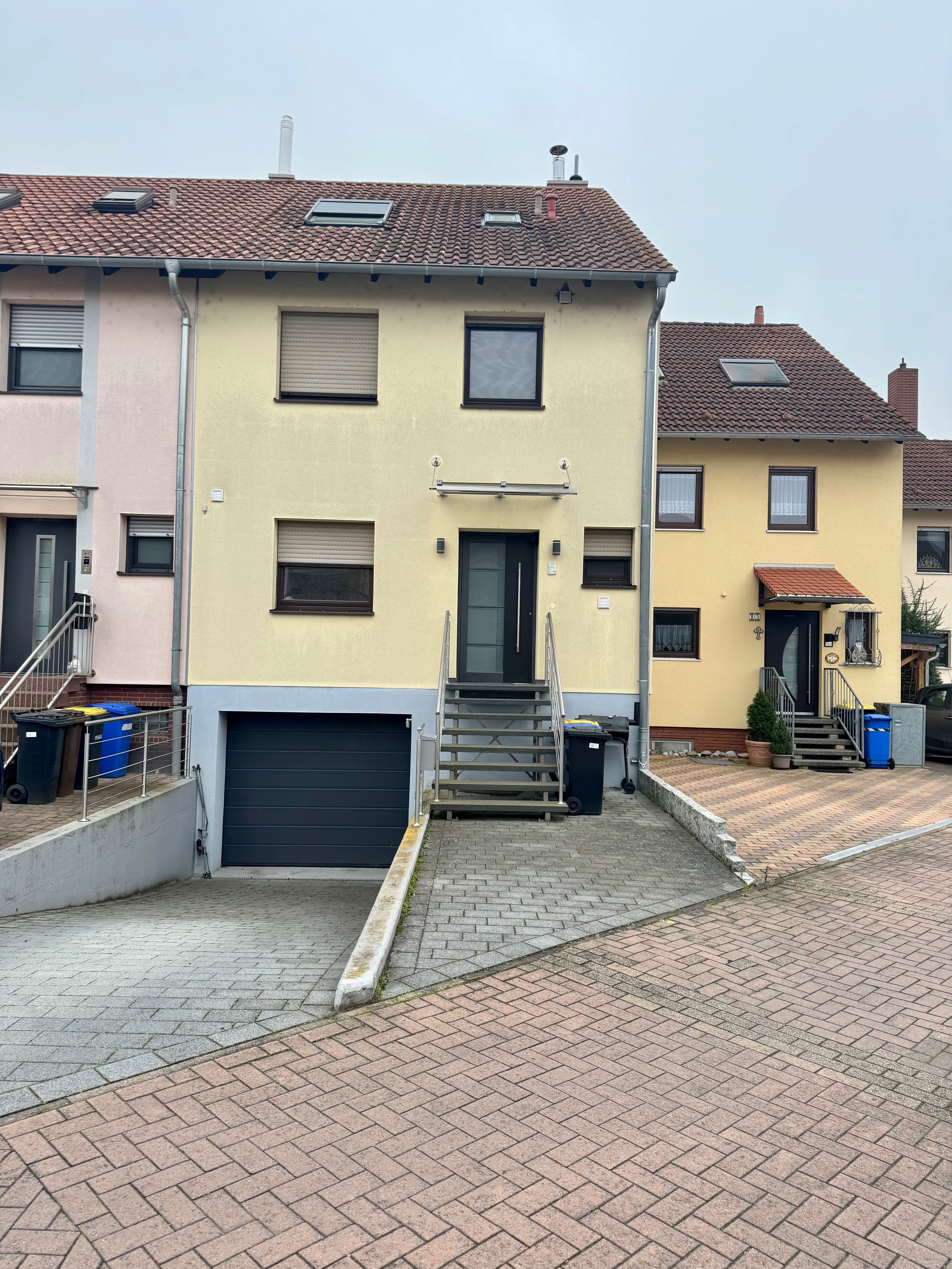 Reihenendhaus zum Kauf 469.000 € 6 Zimmer 136 m²<br/>Wohnfläche 250 m²<br/>Grundstück Ruchheim / Stadtbezirk 351 Ruchheim 67071